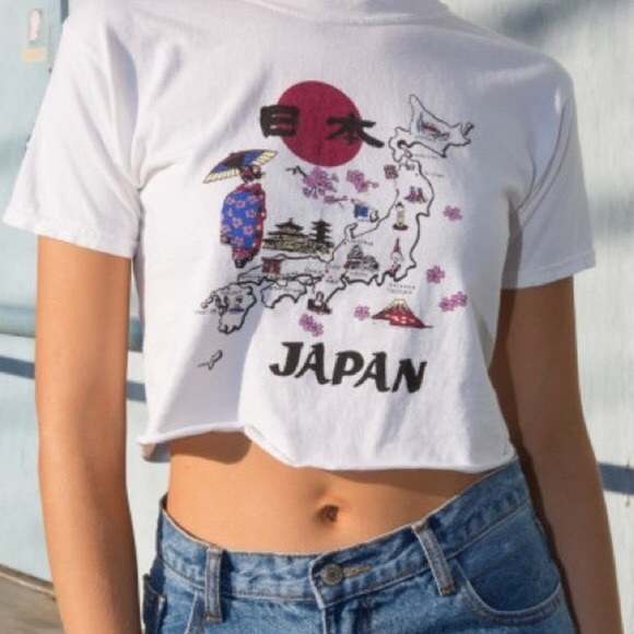Brandy Melville Tops Brandy Melville Japan Crop Poshmark